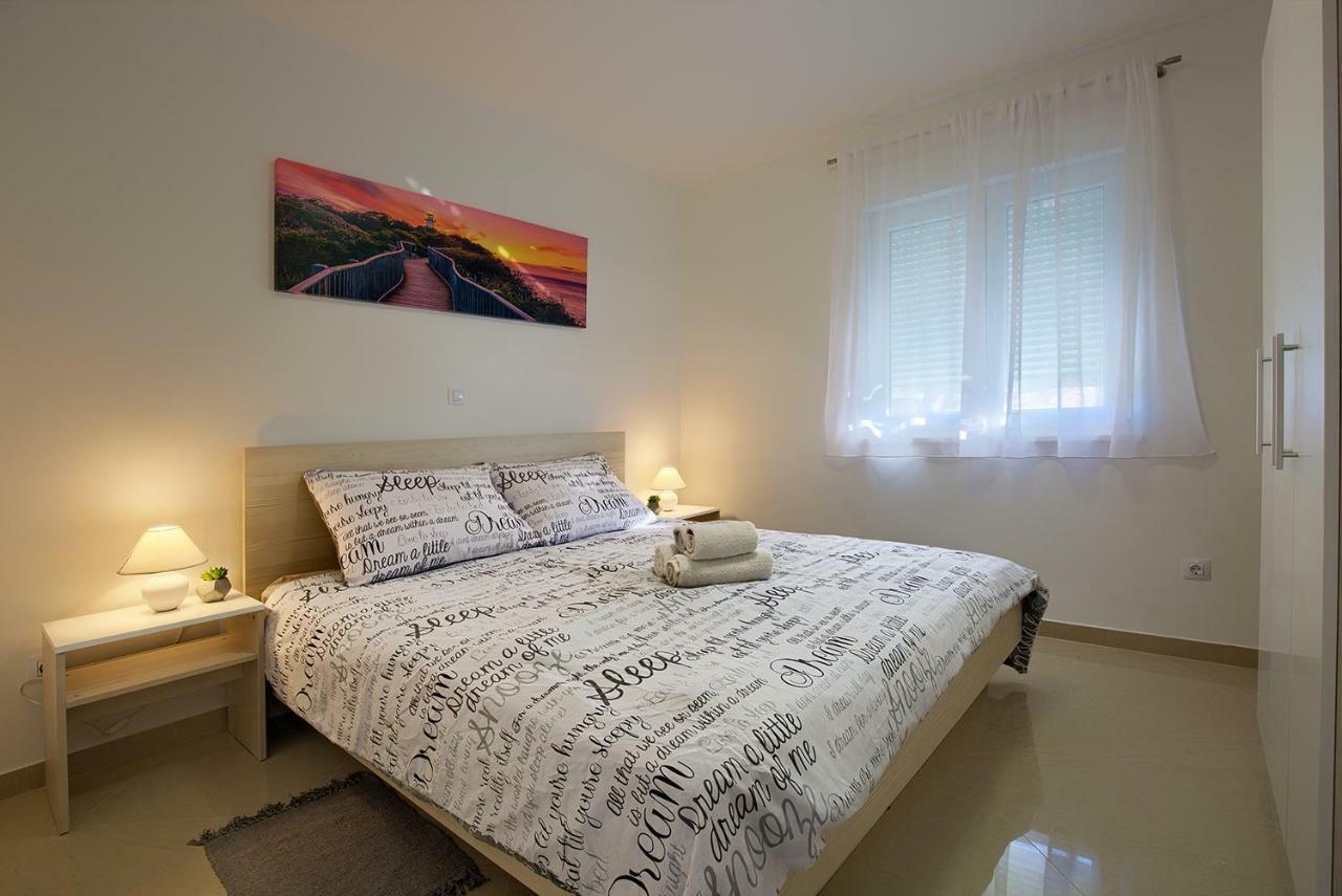 Lamalu Apartment *