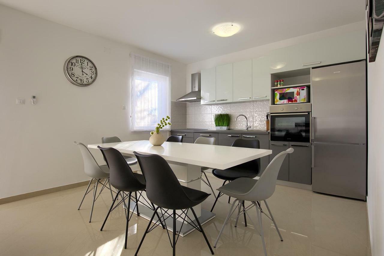 Apartment Lamalu