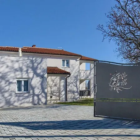 Lamalu Liznjan Exterior photo